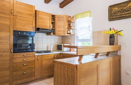 Prolozac House | Beautiful private villa with A/C, WIFI, private pool, hot tub, TV, terrace, panoramic view, parking