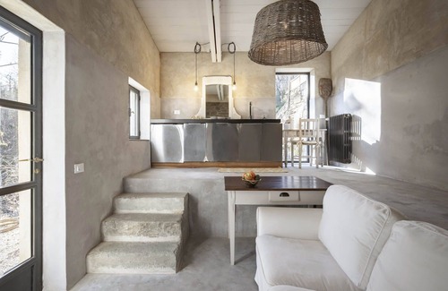 Loro Ciuffenna Villa | Beautiful private villa for 12 people with private pool, A/C, WIFI, TV and patio