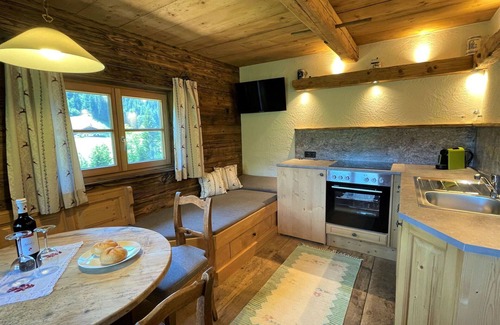 Muhlthal House | Beautiful private villa for 2 guests with WIFI, TV, patio and panoramic view