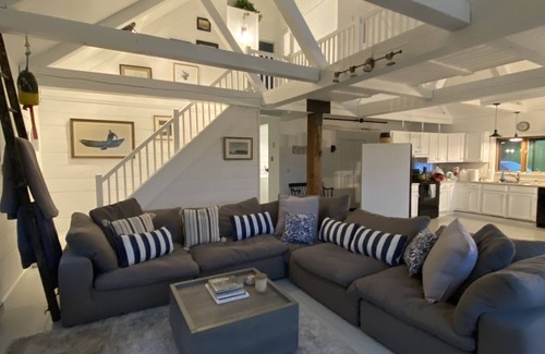 Owls Head House | Beautiful Private beach house on 2 acres Located in Owls Head❤️