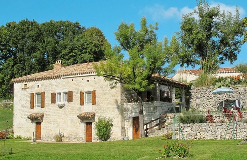 Belmontet Villa | Beautiful private villa for 6 guests with TV, terrace, pets allowed, panoramic view and parking