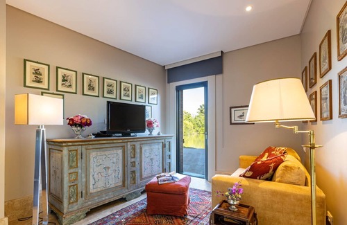 Radicondoli Villa | Beautiful private villa for 12 people with A/C, WIFI, private pool, TV and veranda