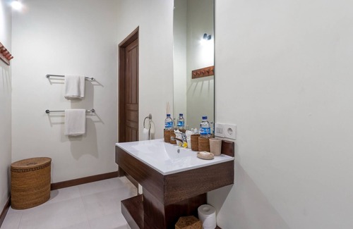 Candi Dasa Villa | Beautiful Private Pool Villa by the Beach in Candidasa