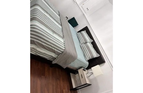 Saint John House | Beautiful Private Room Ace on the East Side