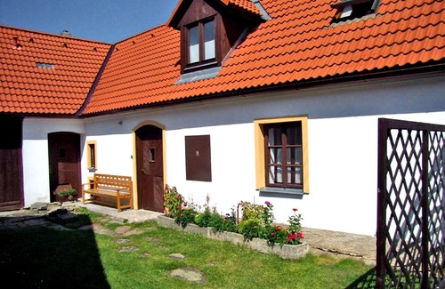 Predotice Villa | Beautiful private villa for 6 guests with hot tub, WIFI and TV