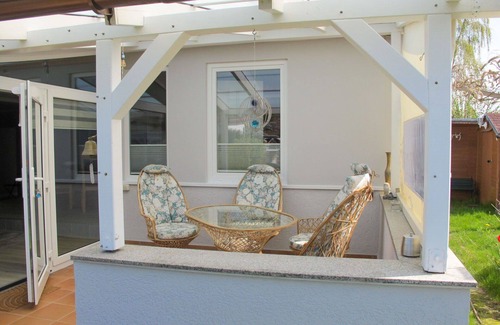 Loissin House | Beautiful private villa for 4 guests with A/C, WIFI, TV, terrace and pets allowed