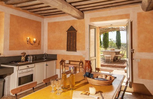 Camigliano Villa | Beautiful private villa for 14 guests with private pool, A/C, WIFI, TV and panoramic view