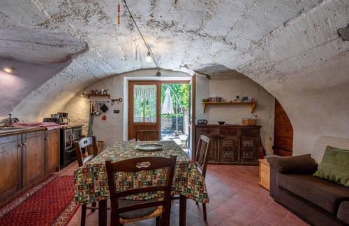 Roccabruna House | Beautiful private villa for 4 people with WIFI, TV, patio and parking