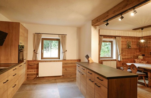 Spiss House | Beautiful private villa for 8 people with TV and panoramic view