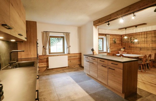 Spiss House | Beautiful private villa for 8 people with TV and panoramic view