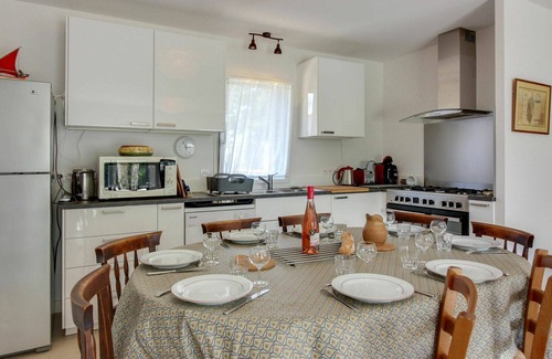 Saint-Lunaire House | Beautiful private villa for 8 guests with WIFI, TV, terrace, pets allowed and parking