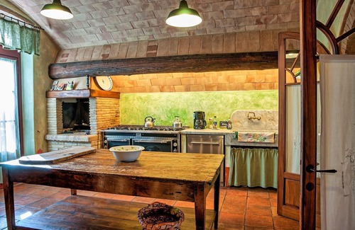 Barberino Val d'Elsa Villa | Beautiful private villa with hot tub, private pool, A/C, WIFI, TV, patio, close to San Gimignano