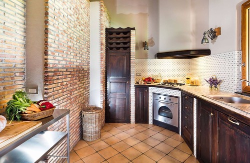 Viagrande Villa | Beautiful private villa for 7 people with private pool, WIFI, A/C, TV, terrace and panoramic view