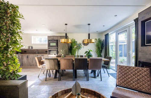 Bosgebied Hoenderloo House | Beautiful private villa for 10 guests with pool, WIFI, TV and terrace