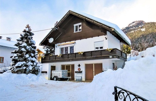 Muhldorf House | Beautiful private villa for 4 people with WIFI, TV, terrace and pets allowed