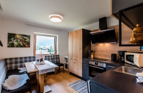 Taxenbach House | Beautiful private villa for 8 guests with WIFI, TV, terrace and pets allowed