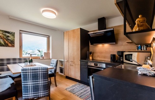 Taxenbach House | Beautiful private villa for 8 guests with WIFI, TV, terrace and pets allowed