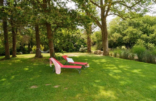 Plovan House | Beautiful private villa for 5 guests with WIFI, TV, terrace and parking