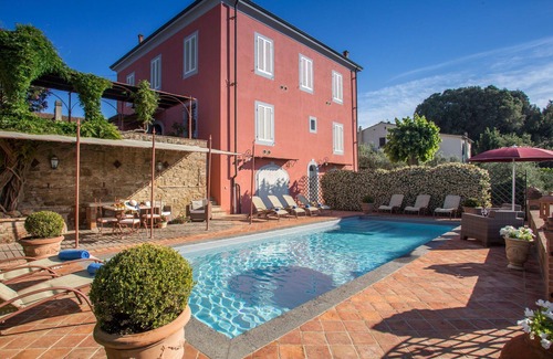Fabbrica Villa | Beautiful private villa with A/C, WIFI, private pool, TV, terrace, pets allowed and panoramic view