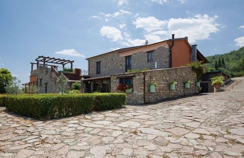 Trivigno Villa | Beautiful private villa for 20 guests with WIFI, A/C, pool, TV, patio and pets allowed