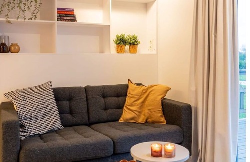 De Veenhoop House | Beautiful private villa for 4 people with WIFI, TV, terrace, pets allowed and parking