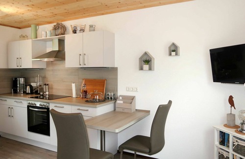 Kirburg House | Beautiful private villa for 2 guests with TV and terrace