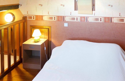 Felzins Villa | Beautiful private villa for 2 people with A/C, TV, terrace, pets allowed and parking
