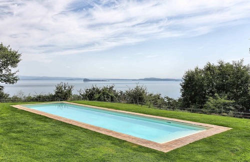 Gradoli Villa | Beautiful private villa with private pool, WIFI, TV, veranda, panoramic view and parking