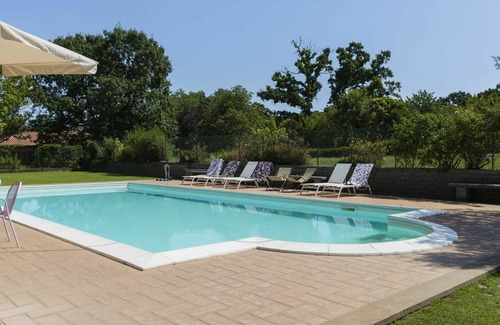 Vetralla Villa | Beautiful private villa for 8 people with A/C, WIFI, private pool, TV and patio