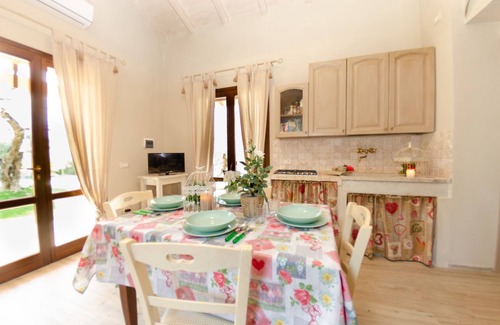 Lari Villa | Beautiful private villa for 4 people with private pool, WIFI, A/C and pets allowed