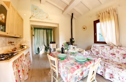 Lari Villa | Beautiful private villa for 4 people with private pool, WIFI, A/C and pets allowed