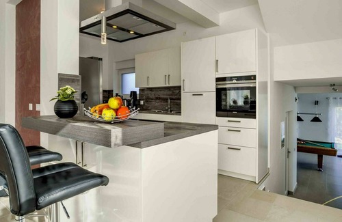 Pobri House | Beautiful private villa for 16 guests with A/C, hot tub, WIFI, private pool, TV, terrace and par...