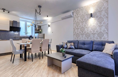 Buzet House | Beautiful private villa with A/C, WIFI, private pool, TV, terrace, pets allowed and panoramic view