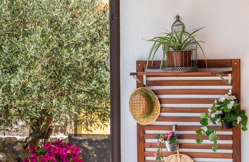 Lupoglav House | Beautiful private villa for 6 guests with WIFI, A/C, private pool, TV, terrace and parking
