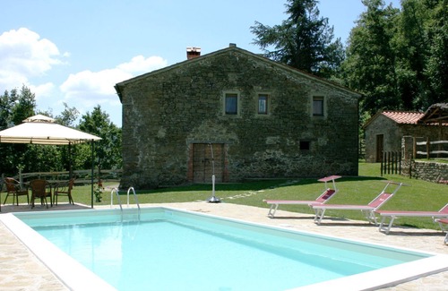 Arezzo Villa | Beautiful private villa for 5 people with WIFI, private pool, TV, pets allowed and parking