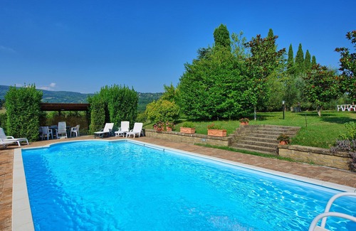 Cetona Villa | Beautiful private villa for 7 people with A/C, private pool, TV, panoramic view and parking