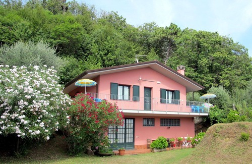 Massa House | Beautiful private villa for 4 guests with WIFI and TV