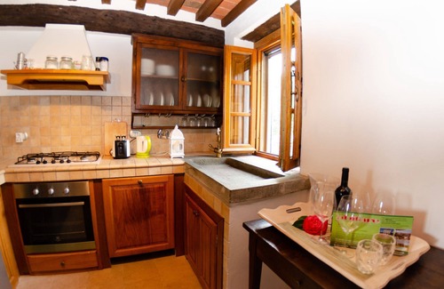 Nozanno Villa | Beautiful private villa with private pool, A/C, internet, TV, terrace, pets allowed, close to Lucca