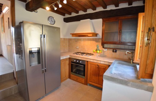 Nozanno Villa | Beautiful private villa with private pool, A/C, internet, TV, terrace, pets allowed, close to Lucca