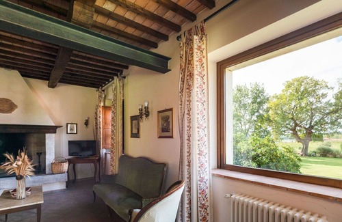 Manciano Villa | Beautiful private villa with private pool, WIFI, TV, terrace, pets allowed, panoramic view, parking