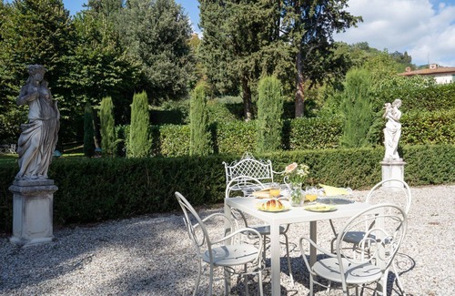 Ronta Villa | Beautiful private villa with hot tub, private pool, WIFI, TV, panoramic view and parking