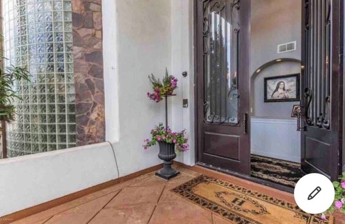 Peoria House | Beautiful property in Peoria with 7 bedrooms, 4.5 baths & pool! Close to stadium