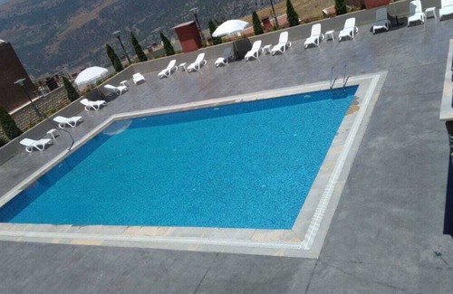 Mchaymcheh Apartment | Beautiful quiet chalet with swimming pool and private parking