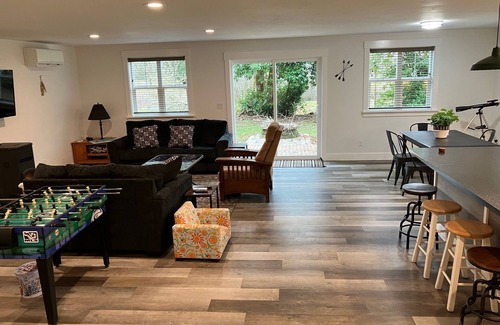 Lane County House | Beautiful Quiet Cozy remodeled riverfront home.