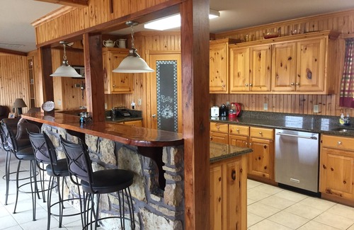 Moodys Other | Beautiful Ranch House within 15 minutes of the Illinois river, and much more!