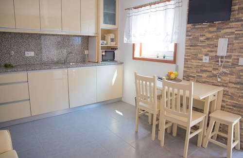 Alpendurada e Matos House | Beautiful rebuilt cottage with jaccuzi
