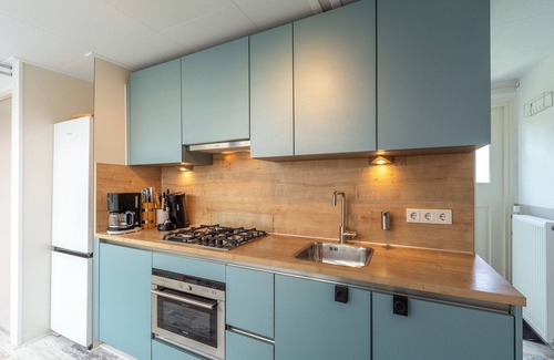 Sint Maartenszee House | Beautiful, recently renovated vacation home within walking distance to the beach!