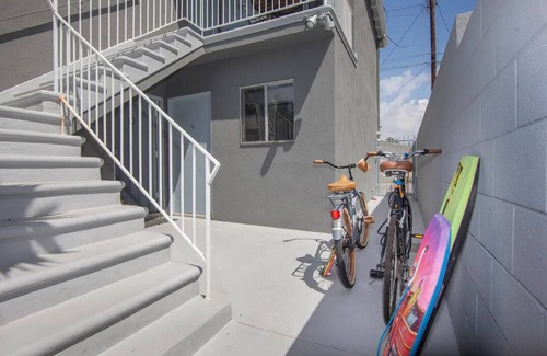 Ocean Park Apartment | Beautiful renovated studio close to the ocean.