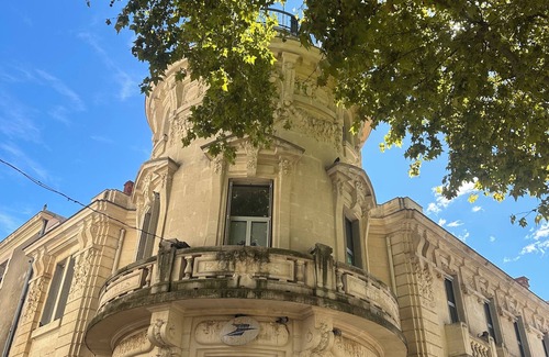 Carpentras Apartment | Beautiful renovated apartment in the heart of Carpentras