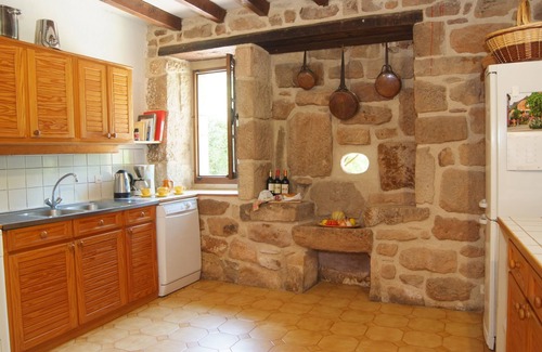 Penne House | Beautiful restored farmhouse with pool, very private.